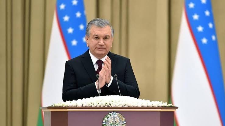 Özbekistan seçimini yaptı! Mirziyoyev yeniden Cumhurbaşkanı seçildi