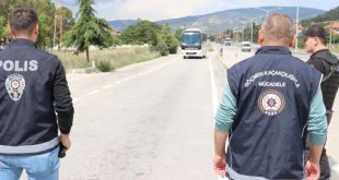 Suriyeli sığınmacılar sınır dışı edilmeye başlandı