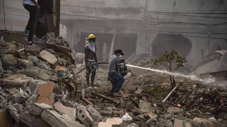Dominik Cumhuriyeti’nde şiddetli patlama: 12 kişi öldü