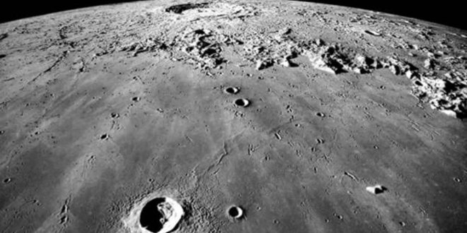 Ay'ın güney kutbuna ilk kez araç indirildi!