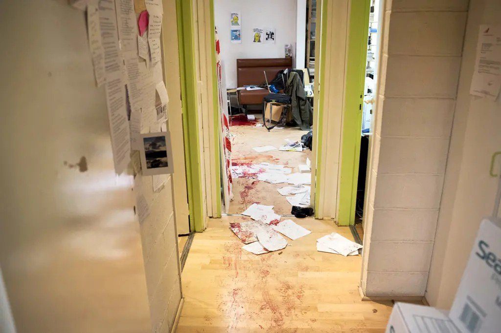 İslam peygamberine hakaret edenlere böyle karşılık vermişlerdi