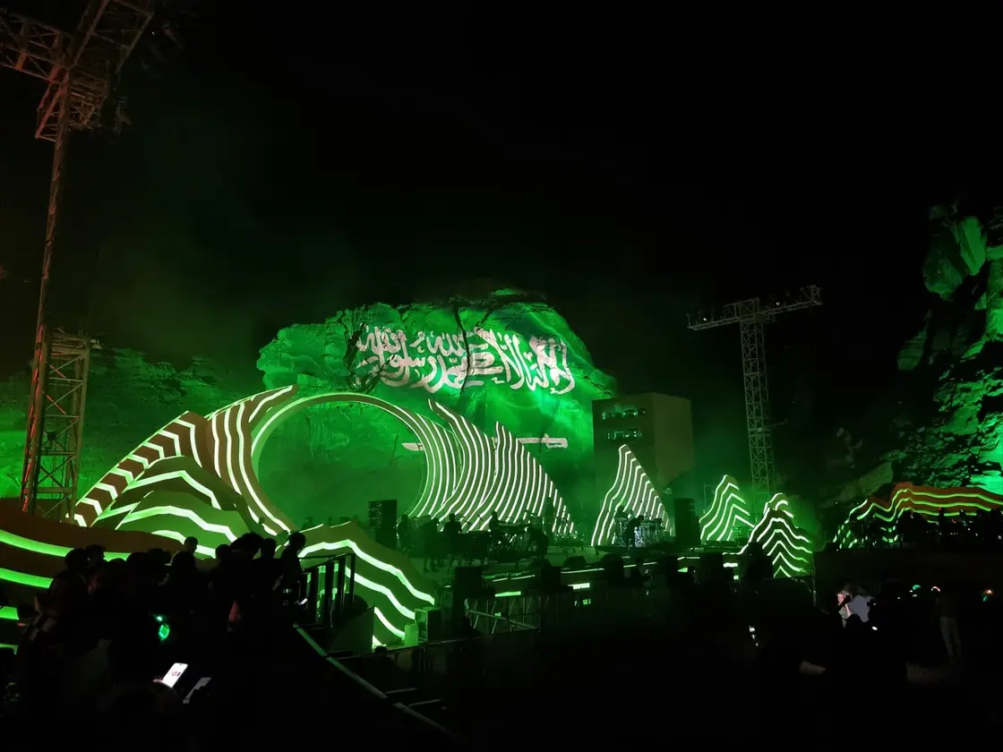 Batılılaşma yolunda Selman tavizleri..