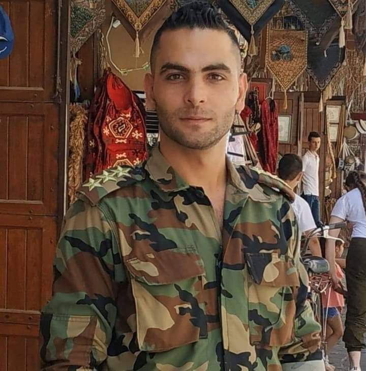 Esad rejimine büyük darbe, Humus askeri mezuniyet törenine dron saldırısı