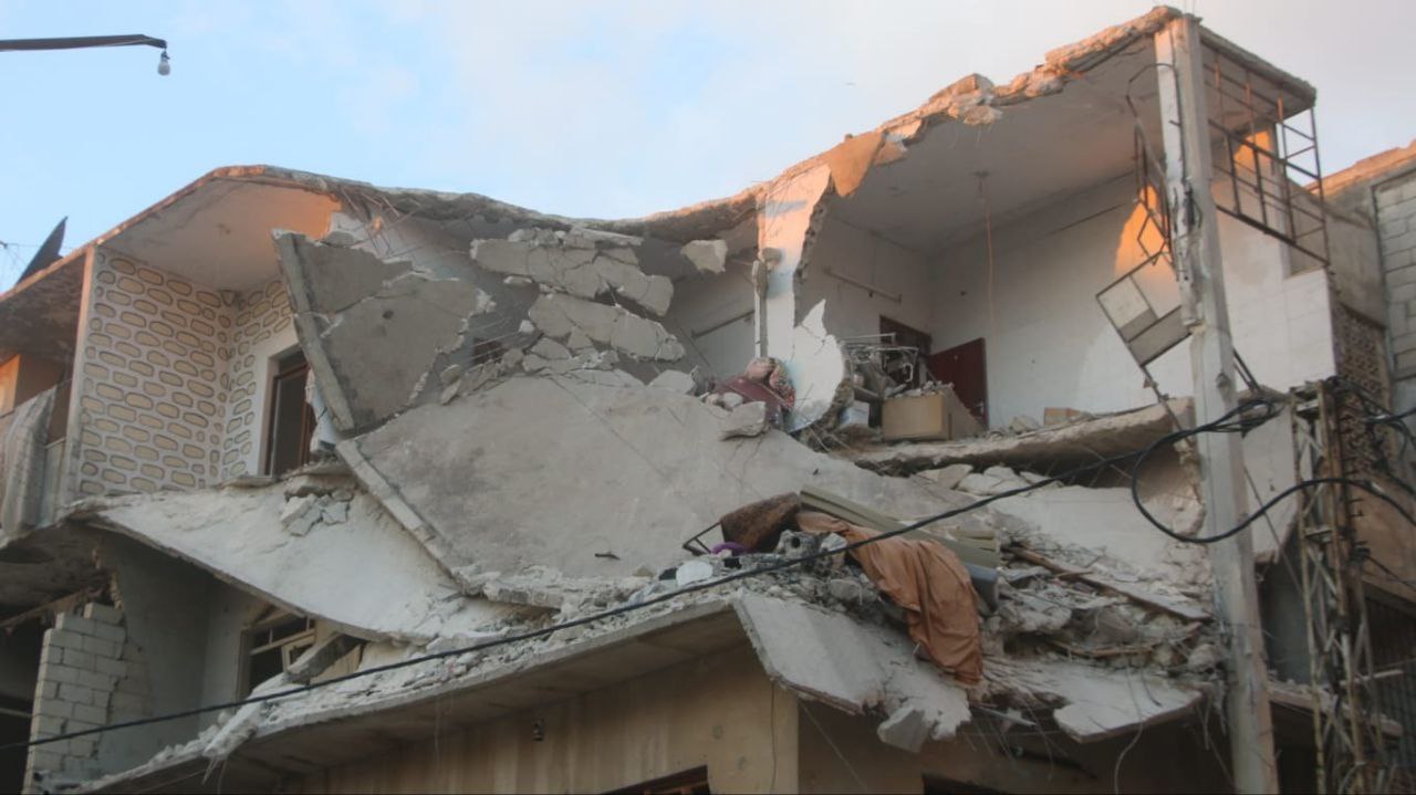 Esad rejimine büyük darbe, Humus askeri mezuniyet törenine dron saldırısı