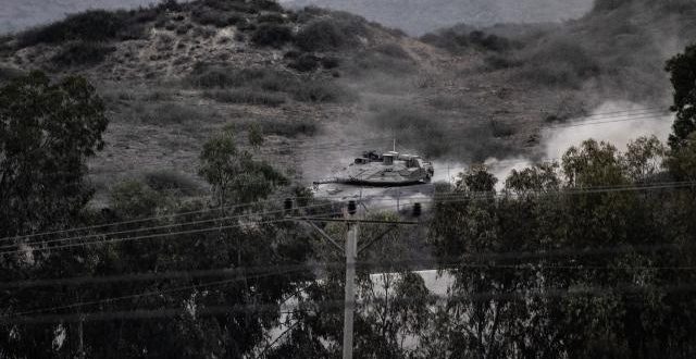 Gazze'nin doğusunda İsrail'e ait askeri araçlar imha edildi