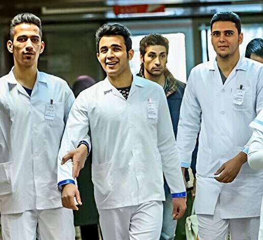 İran'da ilginç yasak: Kıvırcık saçlı erkekler dikkat!