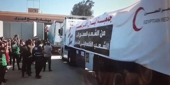 İsrail, Gazze'ye sadece 20 tır geçirdi, yakıt geçişi yok!