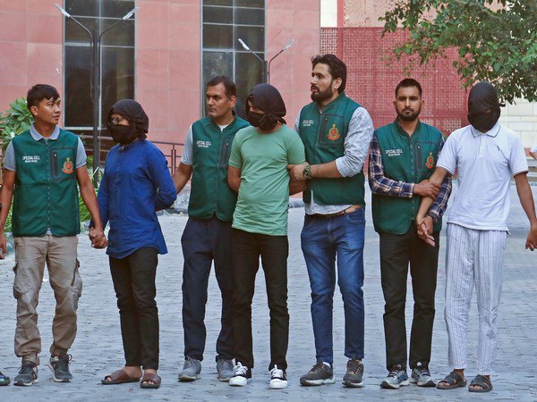 Uluslararası düzeyde en çok aranan IŞİD üyesi yakalandı Uluslararası düzeyde en çok aranan IŞİD üyesi yakalandı