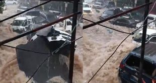 Şiddetli sağanak sele neden oldu: 21 ölü