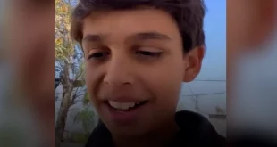 Filistinli çocukların bombasız bir kaç saatlik sevinci[Videolu]