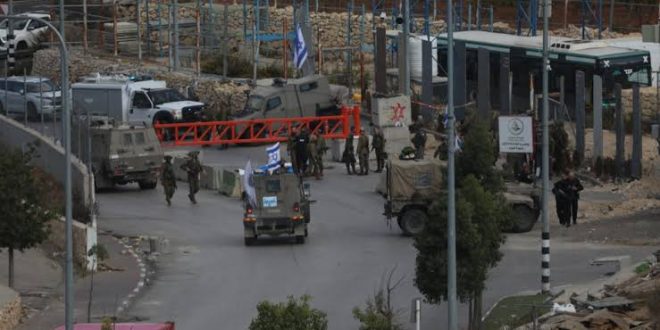 Batı Şeria'da 2 Filistinli işgalciler tarafından katledildi