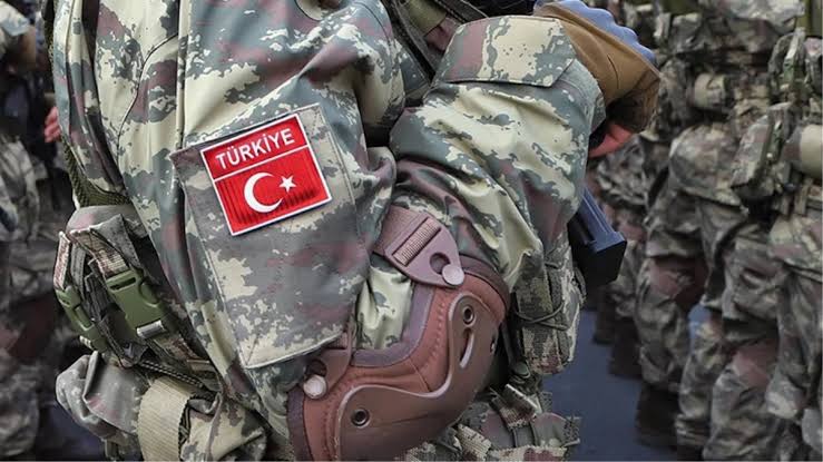 Pençe-Kilit bölgesinde çatışma: 3 asker hayatını kaybetti