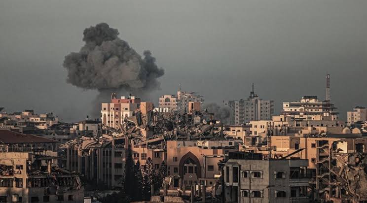 İsrail’den yeni katliam! El-Falah okulunu bombaladı