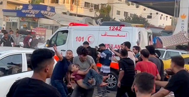 Kana doymayan İsrail bu kez çocuk hastanesini vurdu