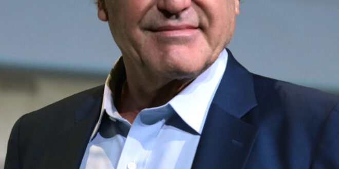 Oliver Stone: Netanyahu tamamen delirdi!