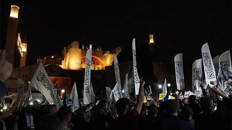 Hizb-ut Tahrir’i terör örgütü ilan ediyorlar