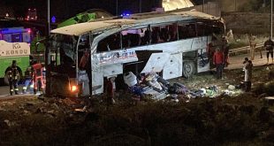 Mersin'de feci kaza! Çok sayıda ölü