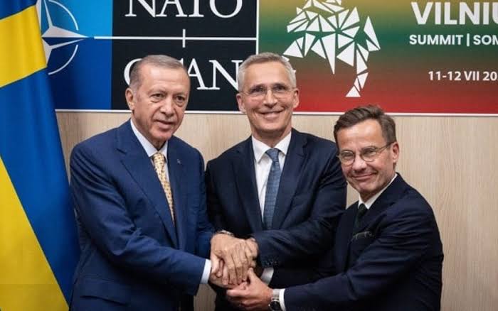 Kur’an-ı yakanlar unutuldu…Türkiye’den İsveç’e onay!