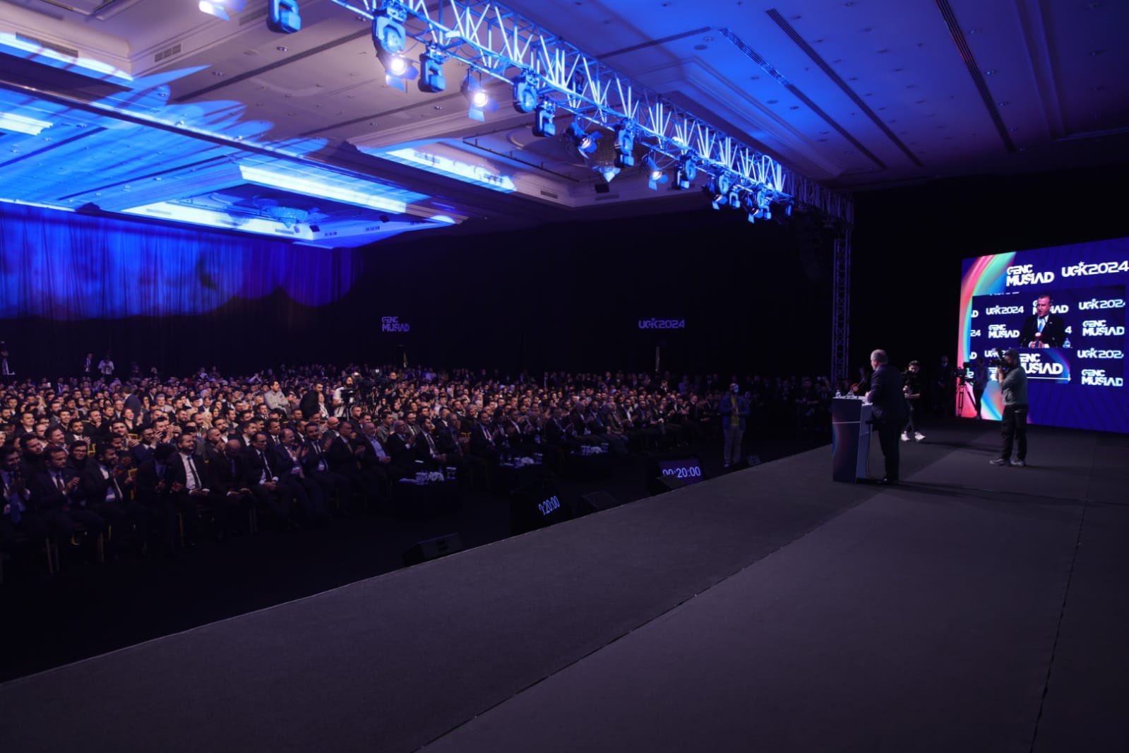 İsrail'le iş tutan Müsiad'a yönelik protestoya polis engeli! İsrail'le iş tutan Müsiad'a yönelik protestoya polis engeli!
