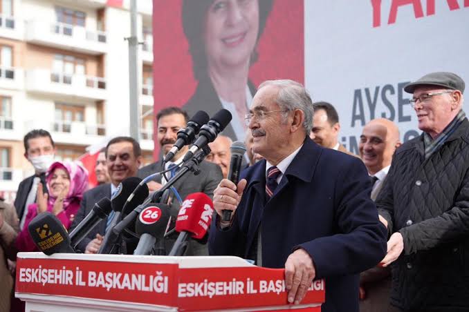 Osmanlı’ya kin kusan CHP’li Büyükerşen’e tepki artıyor