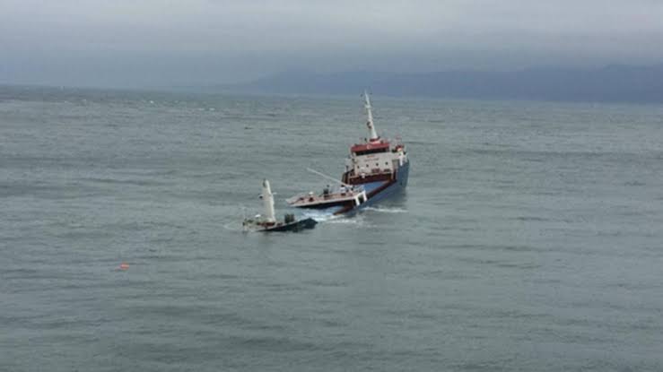 Marmara Denizi’nde gemi battı! Mürettebatı kurtarma çalışmaları sürüyor