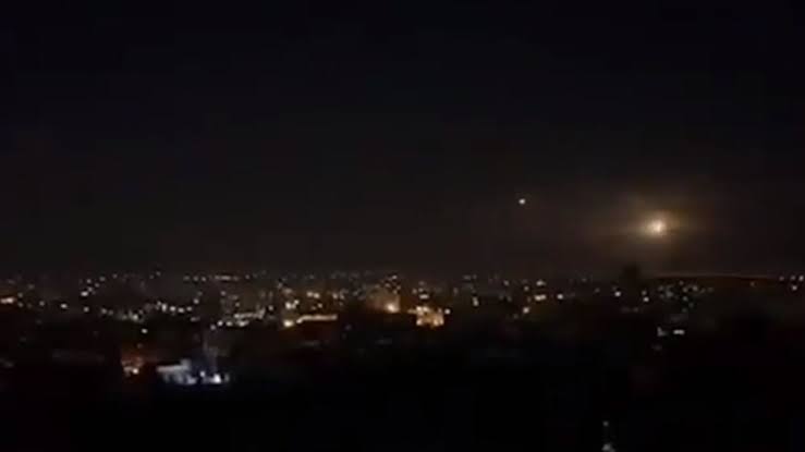 İsrail savaş uçakları Şam’ı bombaladı