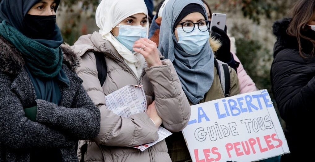 Fransa’ya 28 Şubat geldi!