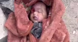 İsrail, kundaktaki bebeklerle savaşıyor! [Videolu]