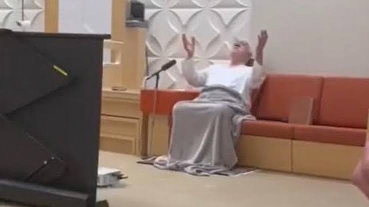 Teröristbaşı Gülen, İmamoğlu için dua etti!