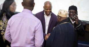 Gazze'de acı, Batı'da iftar gösterisi!