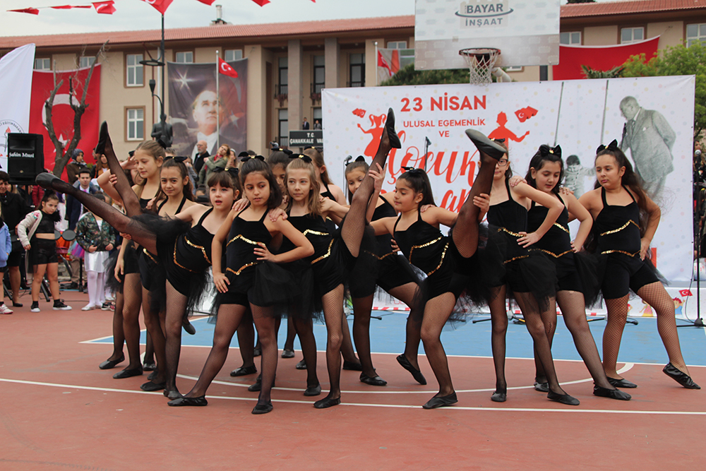 23 Nisan kutlamasında bu çocukların hali ne?