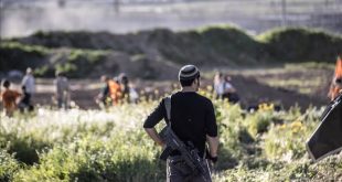 Aşağlık işgalciler buğday mahsullerini ateşe verdi