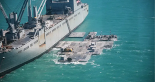 Geçici limandaki ABD gemileri akıntıya kapıldı!