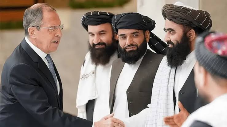 Rusya Taliban’ı ‘terör’ listesinden çıkartmayı görüşüyor