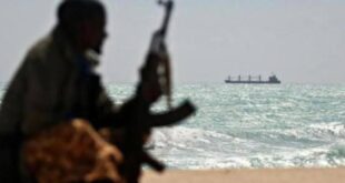 Husiler ABD savaş gemisini hedef aldıklarını duyurdu