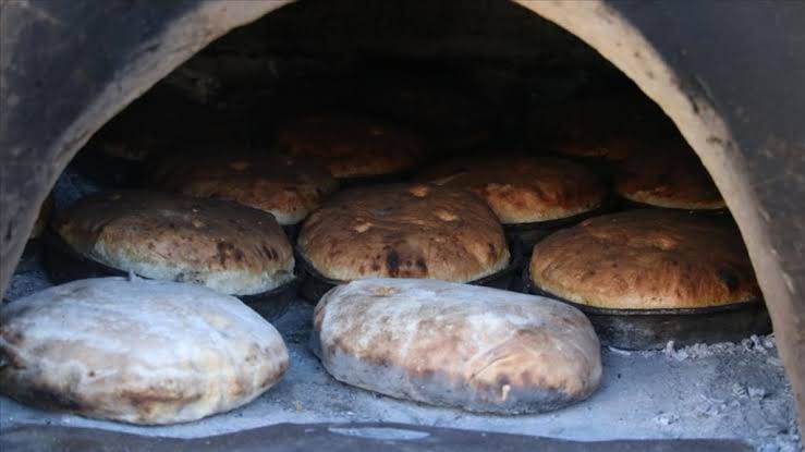Küreselcilerin yeni dayatması: Odun ateşinde ekmek pişiremezsin!