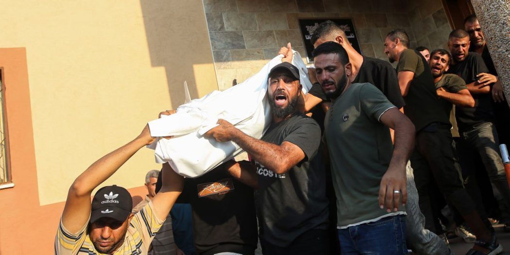 Siyonist katliamına dur diyen yok: Bir gecede 93 şehit!