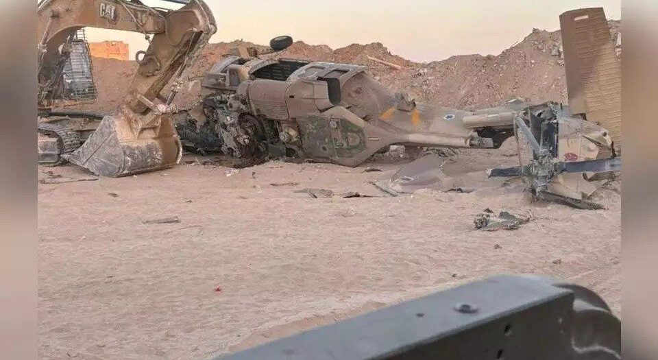 Yaralı asker için havalanan İsrail helikopteri düştü; 3 ölü!
