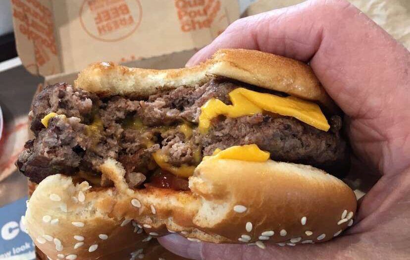 McDonald’s’da skandal bitmiyor; onlarca kişiyi hastanelik etti!