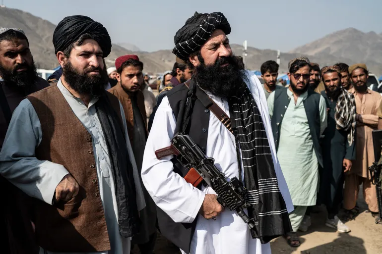 Kabil yine kan gölü; Taliban’ın mülteci bakanı öldürüldü!