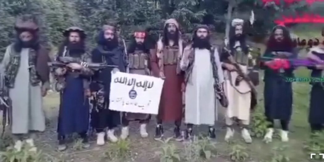 “Pakistan hükümetiyle iş birliği yapanlar mürteddir, hedefimizdir!”