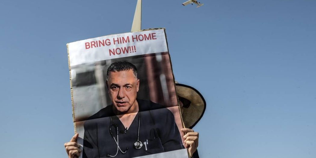 İsrailli aktivistlerden Sde Teiman’da Doktor Hüsam için eylem!