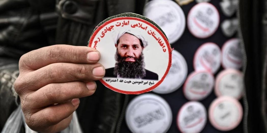 Ahundzade Batı’ya meydan okudu: “İslâm’ı korumak için varız, sizden korkmuyoruz!”