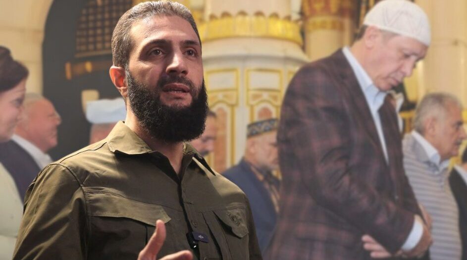 Orta yol masalı: Şara, Erdoğan’ın ‘ılımlı İslam’ adımlarını mı izliyor?