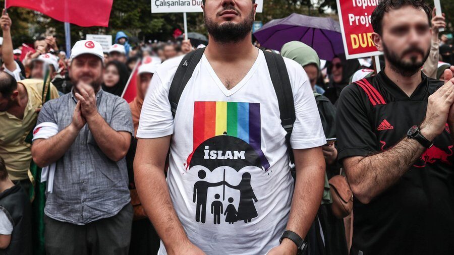 “Aile yılı”nda LGBT ve dijital teröre karşı atılacak adımlar etkili olacak mı?
