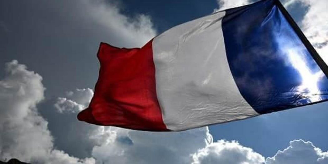 Fransa’da yolsuzluk skandalı: Macron’un en dişli rakibine seçilme yasağı geldi