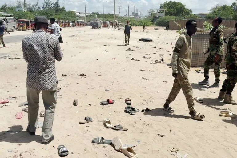 Eş Şebab’tan Somali’de canlı bomba eylemi: Onlarca ölü!