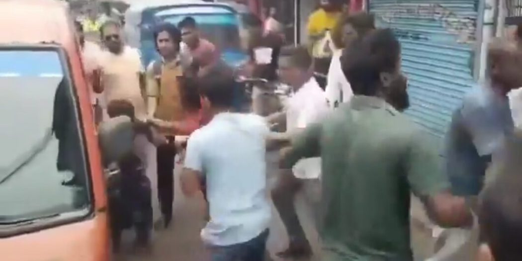 Ev ve işyerleri talan ediliyor: Hindu çeteler sokaklarda, müslüman avlıyor