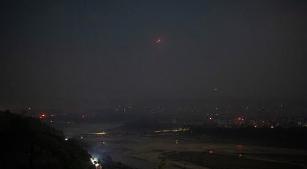 YNVEUDFJ7BIWBBVWGBXHWUSZS4