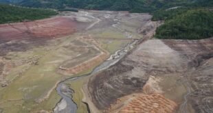 aa 20251013 39400463 39400448 bursa barajlarinin su seviyesi saganak ve su kesintilerine ragmen azalmaya devam ediyor